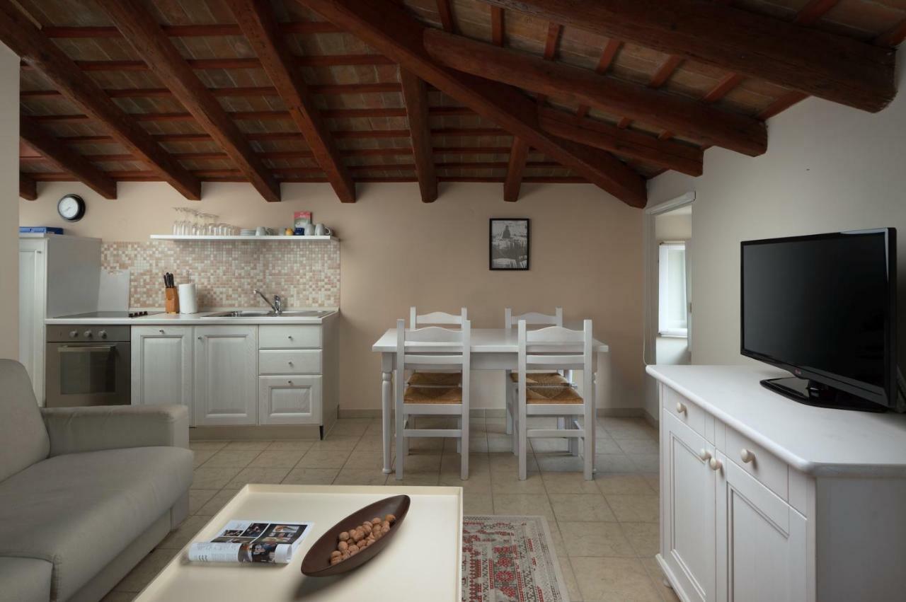 Angelo d'Oro Apartments Trevisol Rovigno Esterno foto